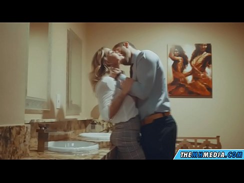 ❤️ Kad te prsata plavuša zavede u javnom zahodu Jebeni video na hr.hentai-id-tv.ru ❌️❤